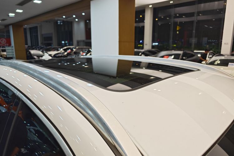 哈弗H6 2017款 红标 2.0T 自动两驱智尚型局部细节57