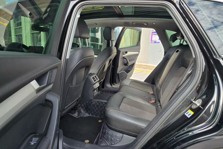 奥迪Q5L 2018款 40 TFSI 荣享时尚型 国V中控内饰7003