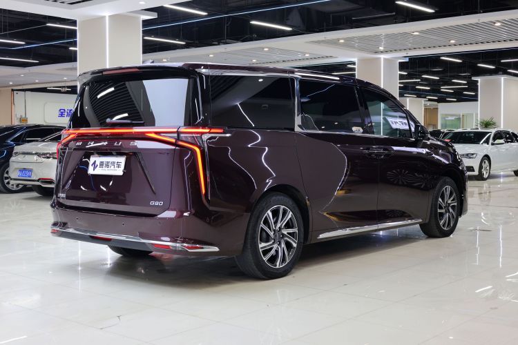 上汽大通MAXUS 大通G90 2022款 2.0T 星际七座版车身外观6013