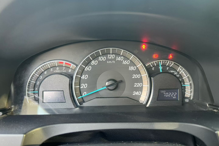 丰田 凯美瑞 2012款 骏瑞 2.0S 耀动版中控内饰15