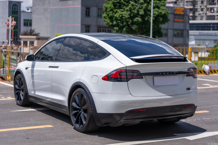 特斯拉 Model X 2019款 Performance 高性能版车身外观6001