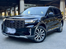 福特 探险者 2023款 EcoBoost 285 四驱钛金版 7座