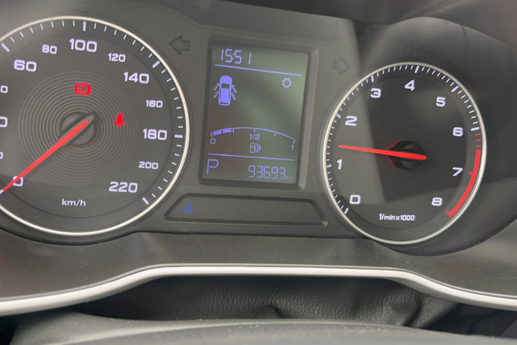 名爵ZS 2018款 1.5L 自动豪华版 国V中控内饰15