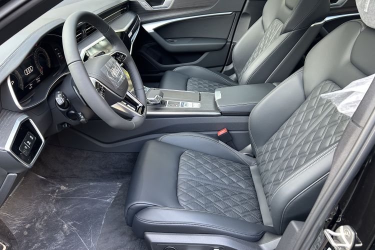 奥迪A6L 2025款 改款 45 TFSI quattro 臻选动感型局部细节19