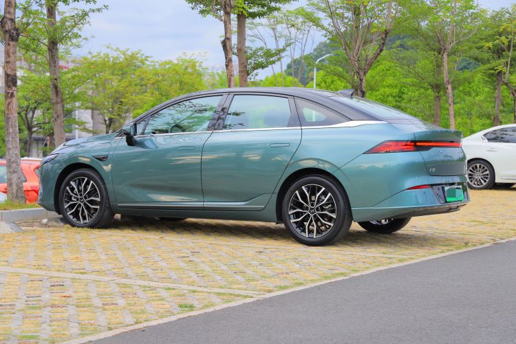 小鹏P5 2024款 500Pro版车身外观6003