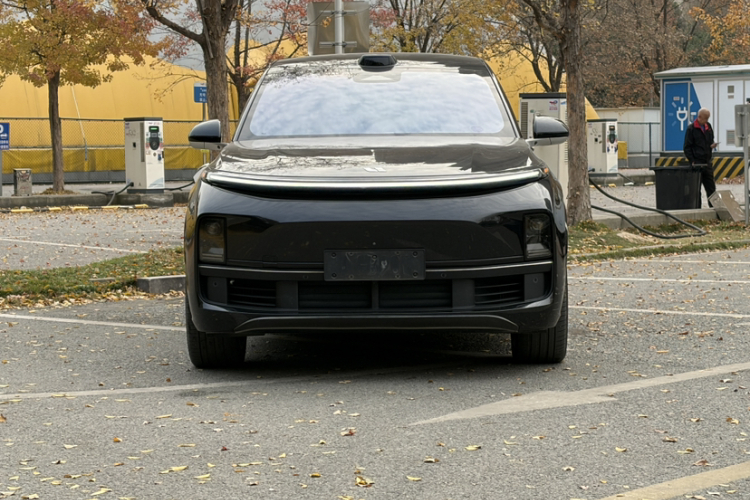 理想汽车 理想L9 2022款 Max车身外观6006
