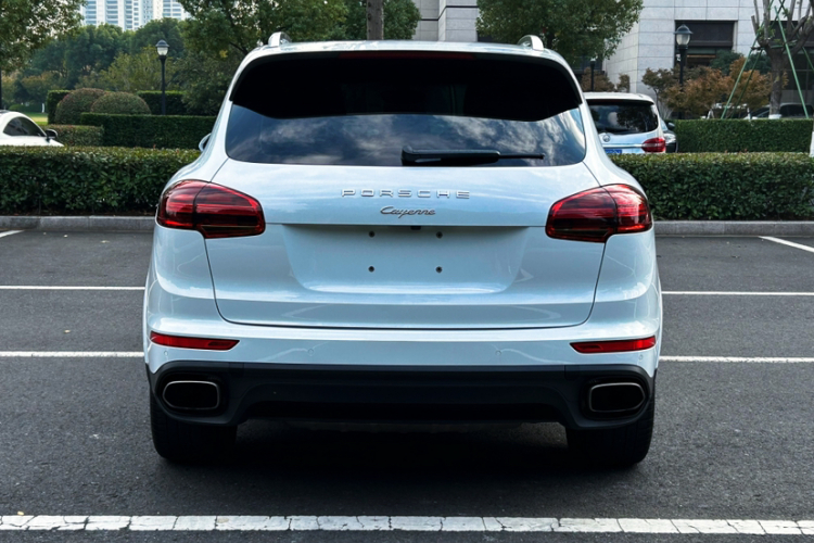 保时捷 2016款 Cayenne Platinum Edition 3.0T车身外观6008