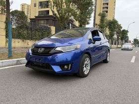 本田 飞度 2016款 1.5L LXS CVT舒适天窗版