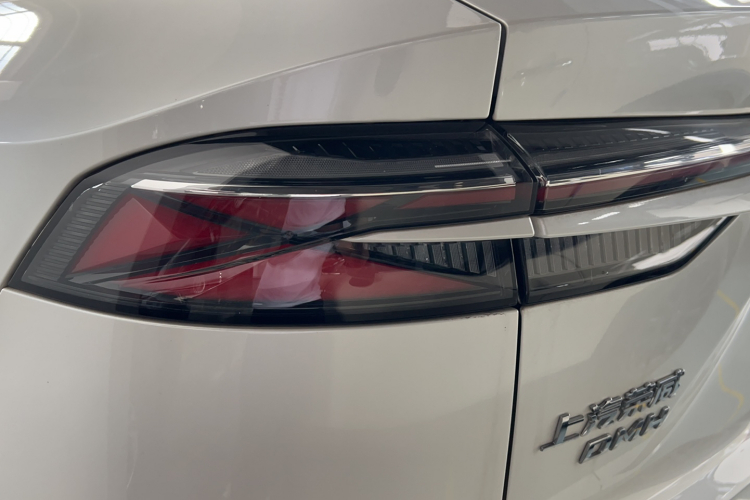 荣威D5X DMH 2024款 135科技版车身外观6013