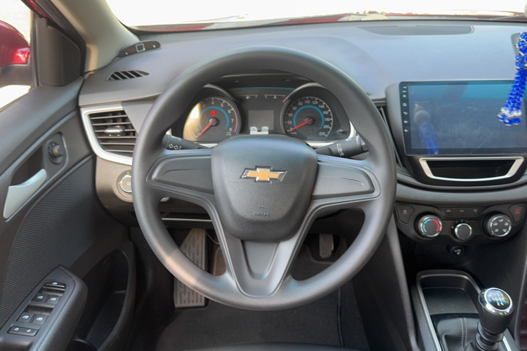 雪佛兰 科沃兹 2019款 320 手动欣享版局部细节13