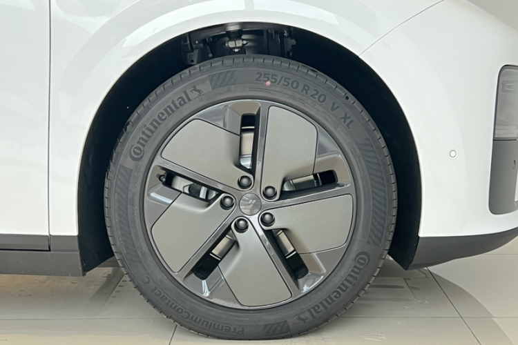 理想汽车 理想i8 2025款 标准版车身外观6004