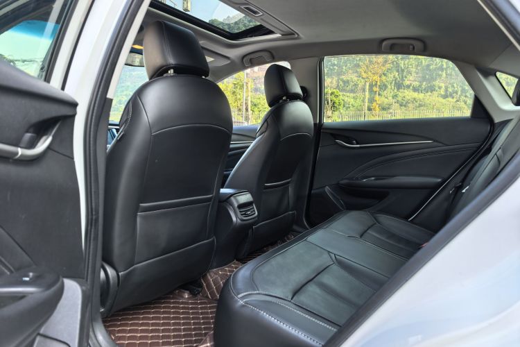 别克 英朗 2016款 15N 自动豪华型中控内饰7004