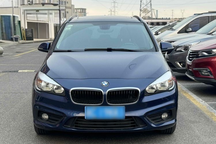 宝马2系旅行车 2016款 218i 时尚型车身外观6006