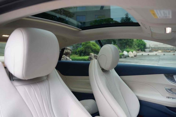奔驰E级(进口) 2021款 E 260 轿跑车中控内饰7006