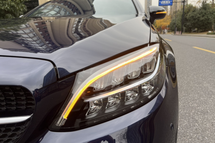 奔驰C级(进口) 2023款 C 260 轿跑车车身外观6007