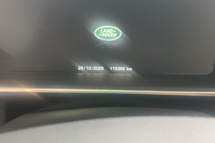 路虎 揽胜运动版 2016款 3.0 SC V6 HSE DYNAMIC中控内饰15