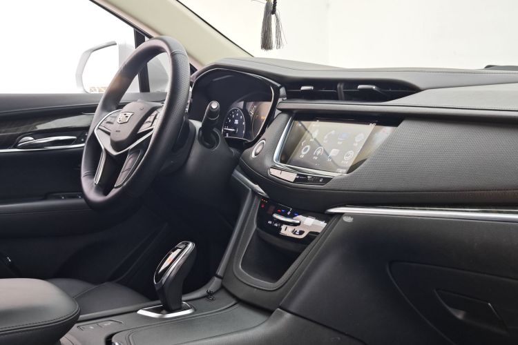 凯迪拉克XT5 2018款 25T 豪华型中控内饰7002