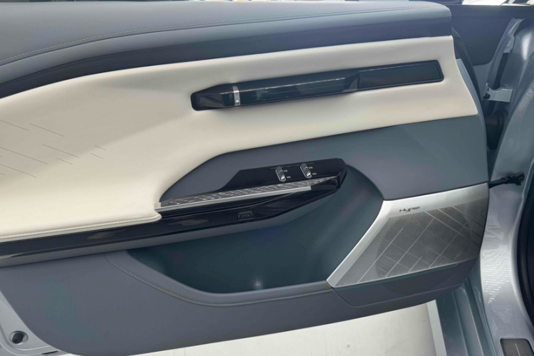 昊铂GT 2023款 710后驱超充版中控内饰7005