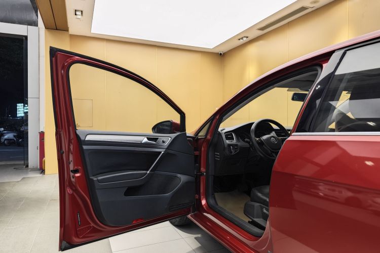 大众 高尔夫 2015款 1.6L 自动舒适型车身外观6001