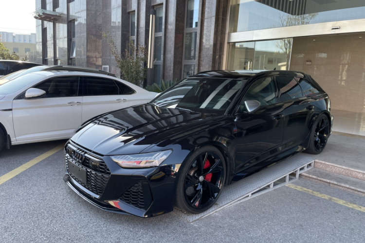 奥迪RS 6 2021款 RS 6 4.0T Avant车身外观6006