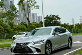 雷克萨斯LS 2018款 350 卓越版 国V