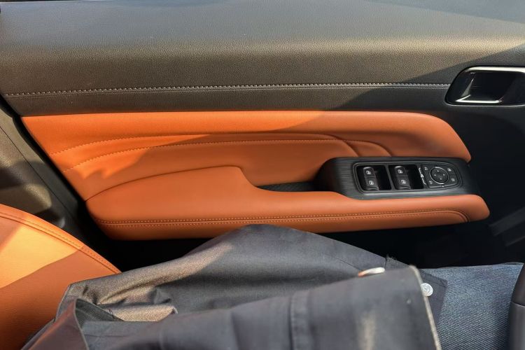 哈弗H9 2024款 2.4T 柴油四驱拓境版中控内饰7008