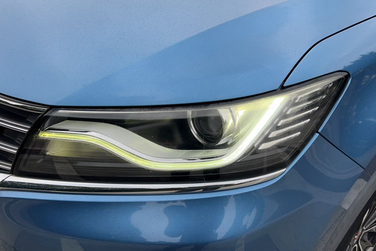 荣威RX5 2016款 20T 两驱自动互联网智享版局部细节36