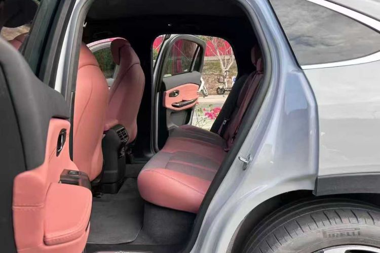 蔚来EC6 2020款 615KM 性能版中控内饰7005