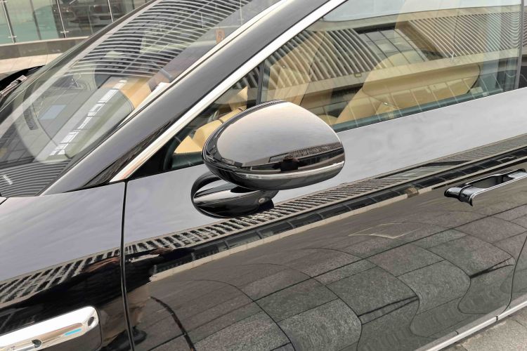 鸿蒙智行 享界S9 2024款 纯电 Ultra 四驱旗舰版车身外观6006