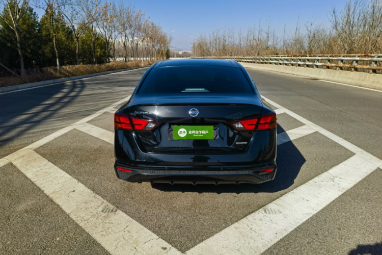 日产 天籁 2020款 2.0L XL 舒适版车身外观6005