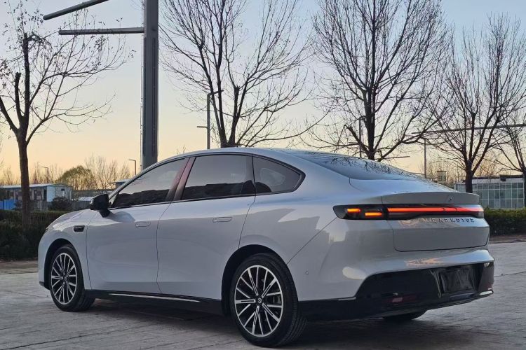 零跑汽车 零跑B01 2025款 650激光雷达版车身外观6006