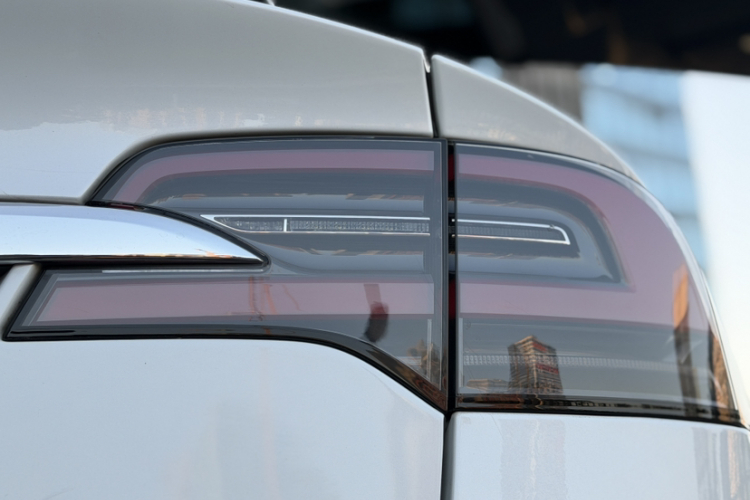 特斯拉 Model X 2019款 长续航版局部细节9003