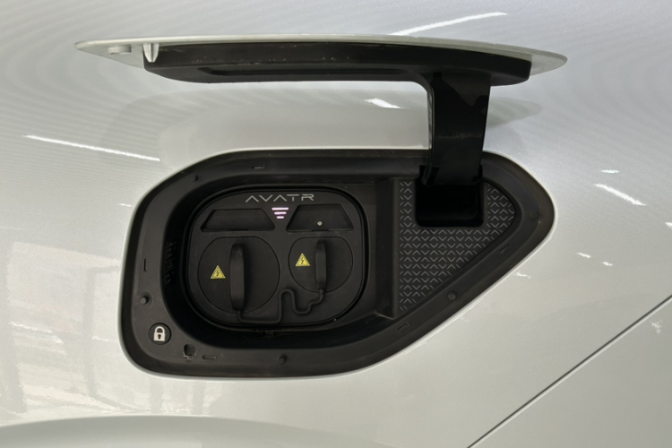 阿维塔07 2024款 Pro+纯电版车身外观6002