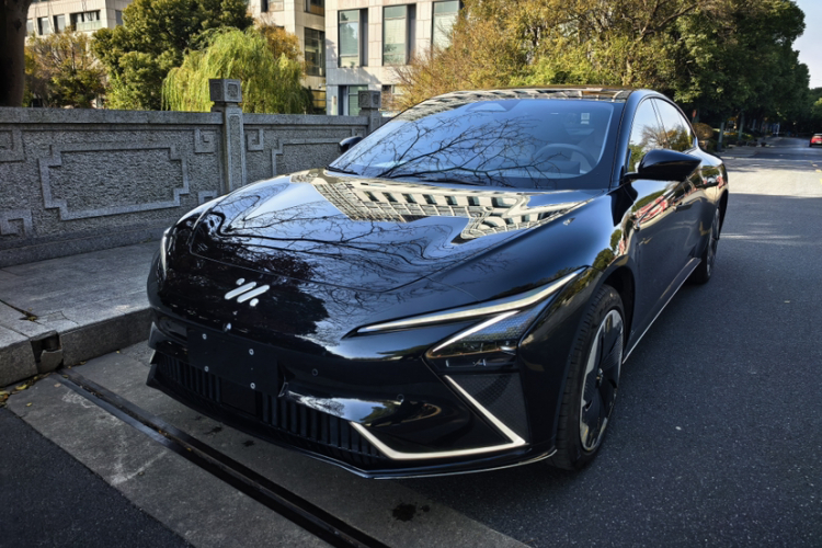 智己汽车 智己L7 2022款 Dynamic车身外观6007