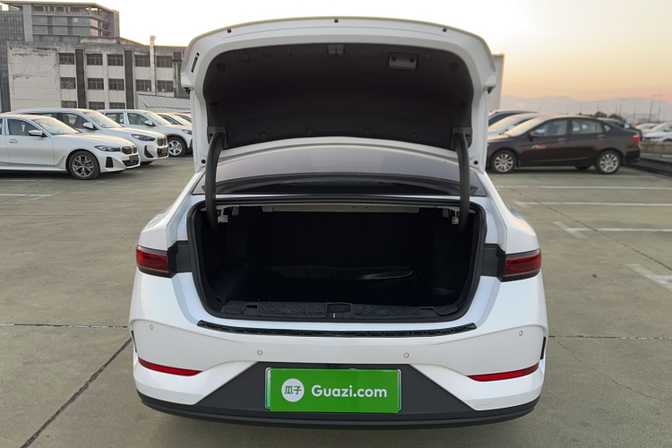 比亚迪 秦PLUS 2025款 DM-i 智驾版 55KM领先型局部细节23