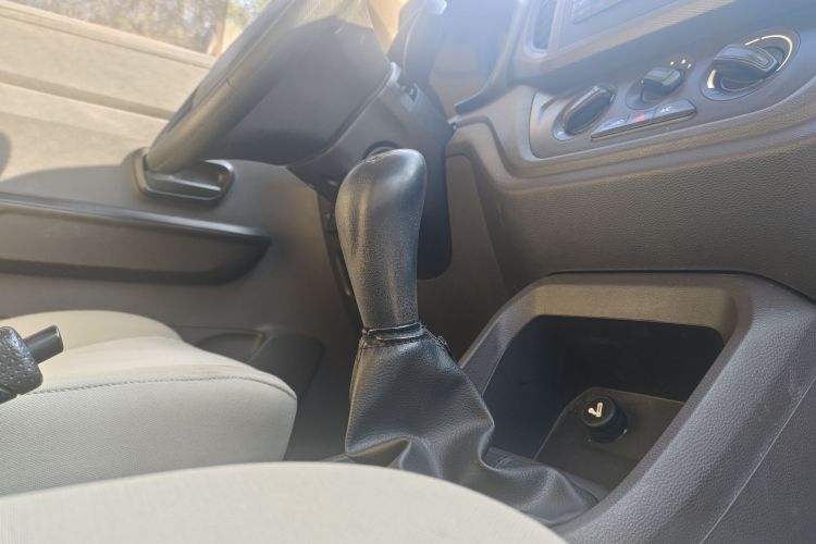 五菱汽车 五菱宏光V 2019款 1.5L标准型L2B局部细节18