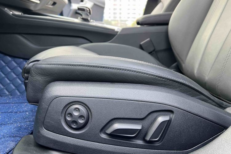 奥迪A5 2021款 Sportback 40 TFSI quattro 豪华致雅型中控内饰7009