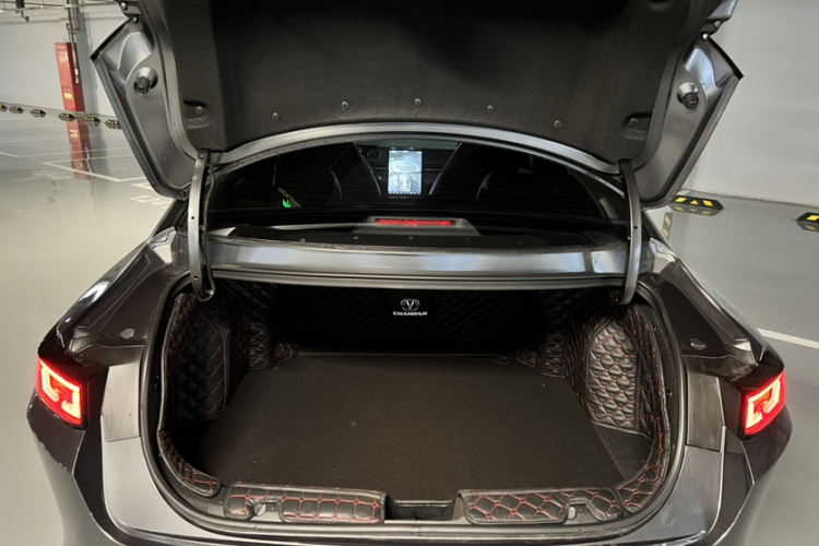 长安 逸动 2025款 蓝鲸 1.5T 500Bar尊贵型局部细节23