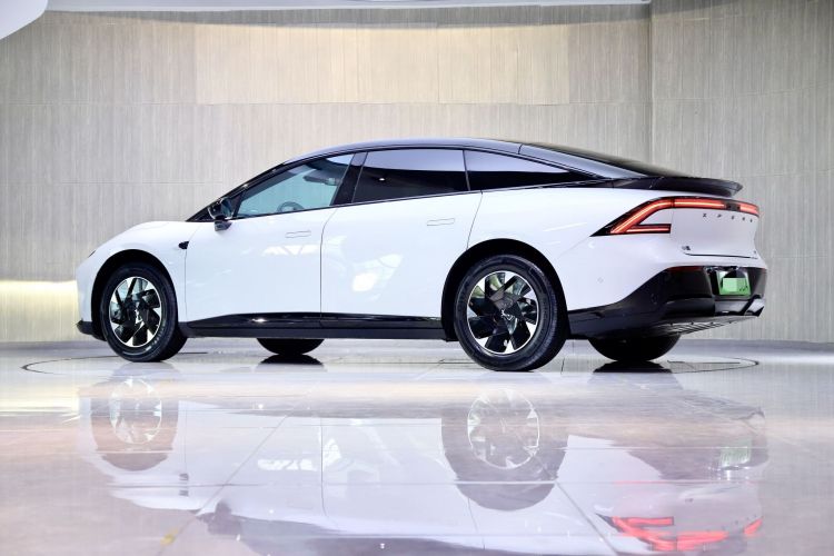 小鹏P7+ 2024款 长续航 Max车身外观6005