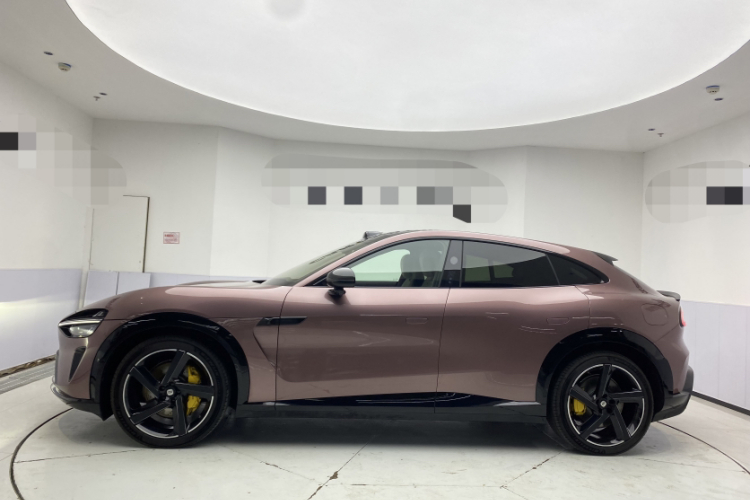 小米汽车 小米YU7 2025款 超长续航高性能四驱Max版车身外观6002