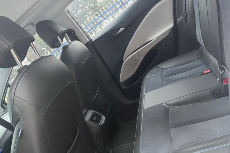 别克 微蓝6 2022款 插电混动 互联智慧型中控内饰7002