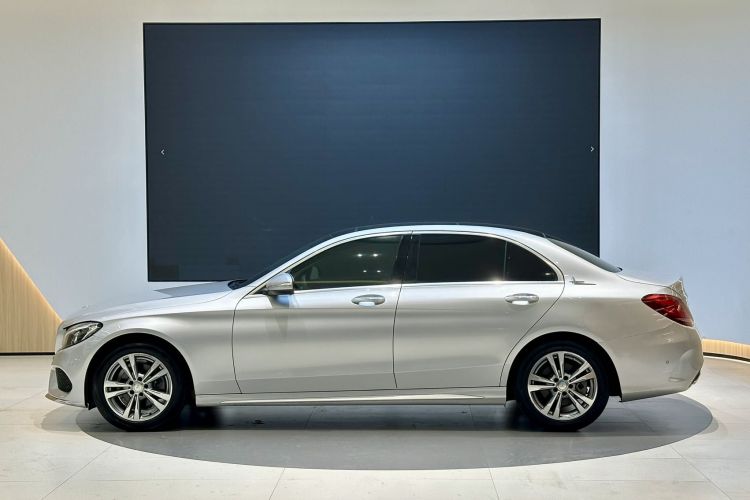 奔驰C级 2017款 C 200 L 运动版车身外观6007