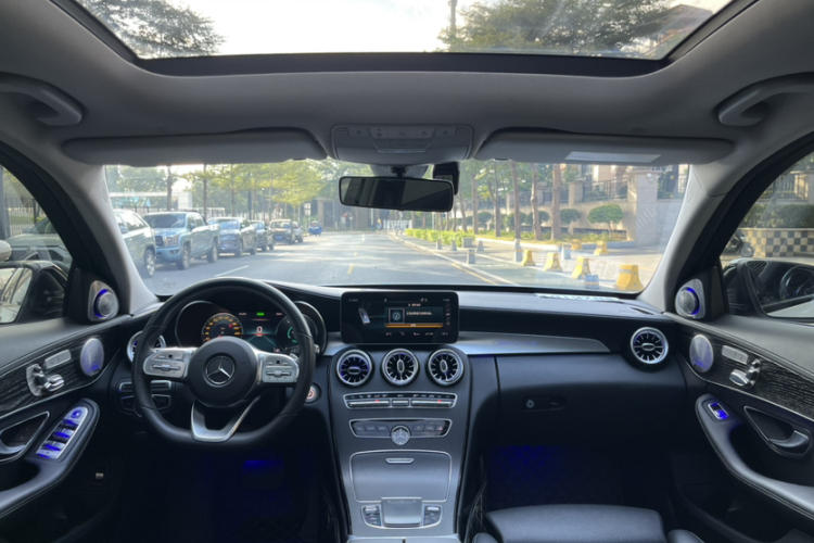 奔驰C级 2021款 C 260 L 运动星耀臻藏版中控内饰7005