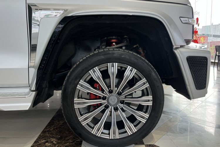 超境汽车 共创坦克300 2021款 2.0T 赛博坦克车身外观6008