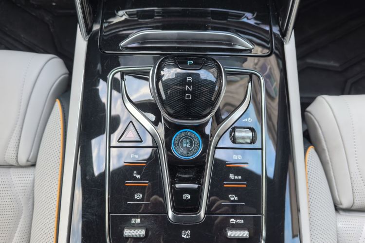 比亚迪 唐新能源 2022款 EV 600KM 尊享型局部细节18