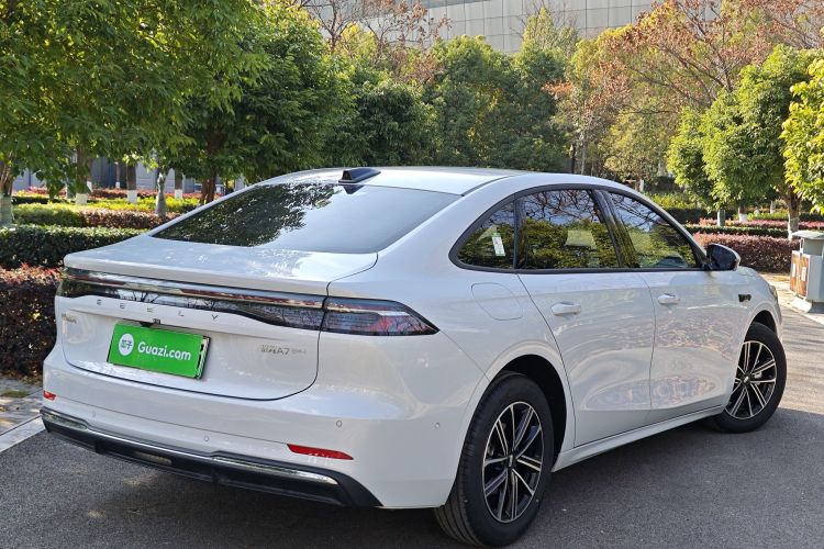 吉利银河 银河A7 2025款 EM-i 70km 启航版车身外观6004