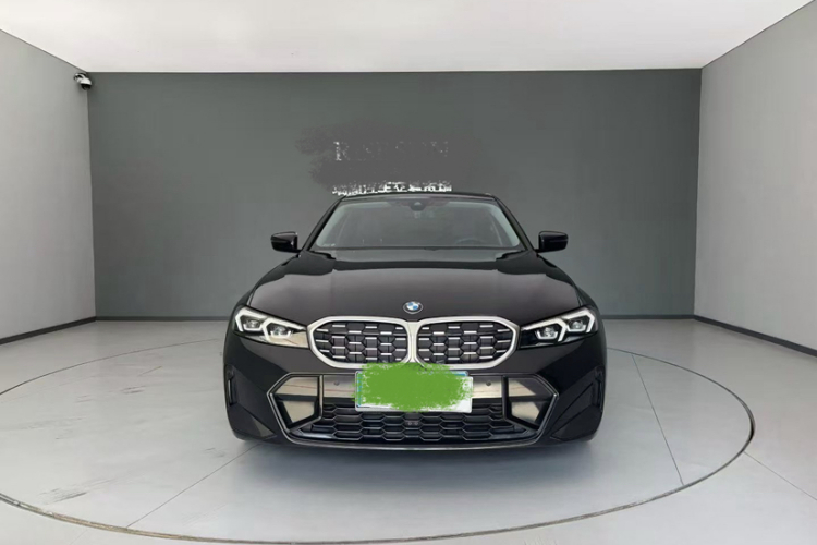 宝马3系 2023款 325i M运动套装车身外观6005