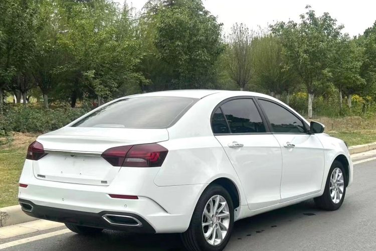 吉利汽车 帝豪 2021款 UP 1.5L CVT向上版车身外观6006