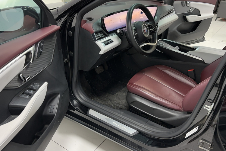 别克 君越 2024款 28T 越尊版中控内饰7002