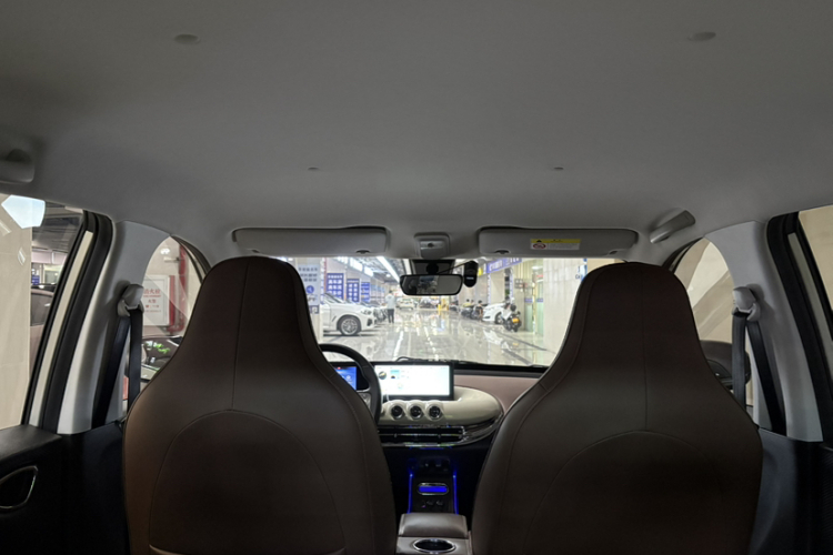 五菱汽车 五菱缤果 2023款 333km 悦享+款中控内饰7006